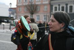 Mitingo dalyvė
