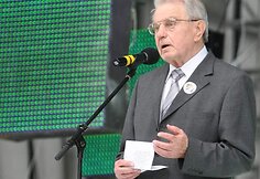 Šventinio koncerto nesugadino net lietus.