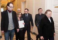Prie&scaron; Vilniaus knygų mugę &ndash; Dalios Grybauskaitės susitikimas su Lietuvos literatūros kūrėjais