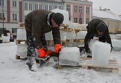 Kuriamos ledo skulptūros
