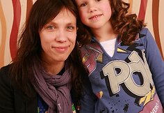 Dizainerė Gabrielė Januškevičiūtė su dukra Barbora