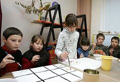 Vaikai piešia