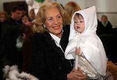 Dalia Teišerskytė su globos namų auklėtiniu