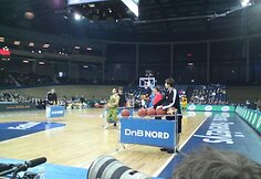 LKL snaiperiai tikrinasi taikiklius.