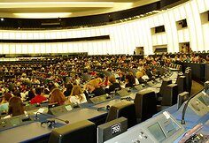 Daugiau kaip 500 moksleivių i&scaron; 21 ES &scaron;alies susirinko dalyvauti EP rengiamoje &bdquo;Euroscola&ldquo; dienoje.