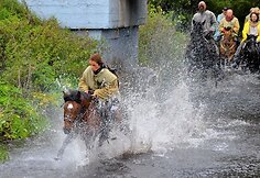 „2000 km istorijos“ raitelių kelionės akimirka