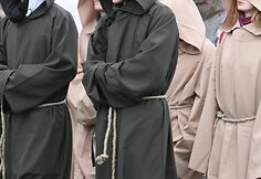 Teatralizuotos eisenos dalyviai