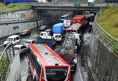 Buenos Aires apgaubė nuodingas debesis, evakuojami žmonės
