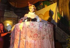 Prieš 10 metų tikrą revoliuciją meno ir madų pasaulyje sukėlęs festivalis šį šeštadienį įvyko sostinėje, viename iš Užupio kiemelių.