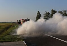 Juknaičių kaime sudegė kemperis.