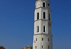 Katedros aik&scaron;tėje &ndash; &scaron;ypsenų akcija.