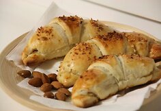 Migdolais pagardinti rageliai