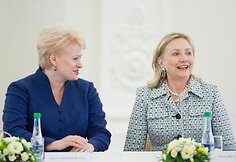 H.Clinton &ndash; Prezidentūroje. 