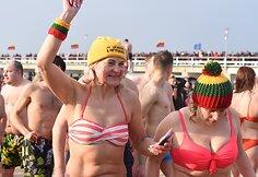 Sveikuoliai i&scaron;simaudė &scaron;altoje Baltijos jūroje. 