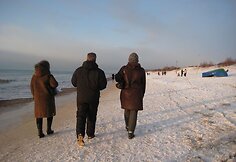 Paskutinė ilgojo savaitgalio diena klaipėdiečius ir miesto svečius sutraukė į pajūrį.