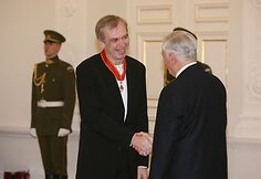 Valstybės apdovanojimas įteiktas Gintarui Rinkevičiui.