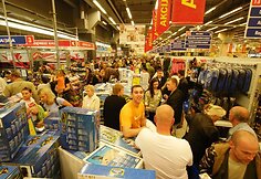 Lankytotojų „Akropolyje“ – kaip per atidarymą