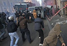 Italijos sostinės centre kilo neramumai.