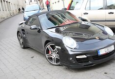 Lino Kleizos sportinis automobilis „Porsche 911 Turbo”.