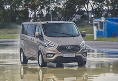 Atnaujinta „Ford“ komercinių modelių šeima
