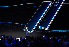 Telefono „Huawei Mate 20 Pro“ pristatymas