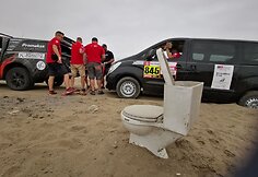 Dakaro dienora&scaron;tis: &bdquo;Toyota Gazoo Racing&ldquo; automobilio gelbėjimo operacija