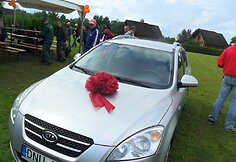 Me&scaron;keriotojų &scaron;ventėje &bdquo;Kur tu, karpi&ldquo; sugautas auksinis karpis, laimėtas automobilis &bdquo;Kia Cee'd&ldquo;