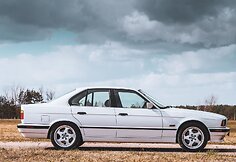 BMW 5 (E34)