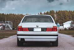 BMW 5 (E34)