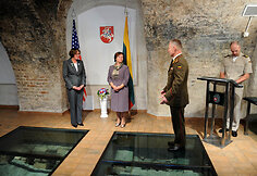 JAV ambasadorė Anne Elizabeth Derse atsisveikino su Lietuvos Krašto apsaugos ministre Rasa Juknevičiene