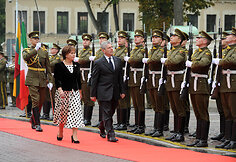 Krašto apsaugos ministrė susitiko su su Italijos gynybos ministru Giampaolo Di Paola