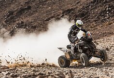 Dakaro motociklininkų laukia naujovės: saugos liemenės ir ribojamas padangų kiekis