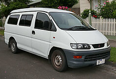 2005 m. Mitsubishi Express 