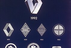 Senieji &bdquo;Renault&ldquo; logotipai