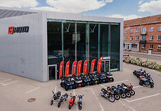 &bdquo;Kmoto&ldquo; motociklų salono atidarymas