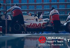 Formulės 1 &bdquo;Haas&ldquo; komanda pristatė naująjį automobilį 