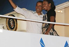 Barackas Obama su &scaron;eima atostogavo Havajuose