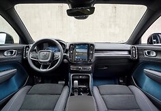 Pretendentas į Lietuvos metų automobilio titulą Volvo C40 Recharge Twin