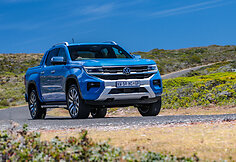 Trečios kartos pikapas &bdquo;Volkswagen Amarok&ldquo; (2023), prabangi Aventura versija
