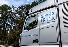 &bdquo;Daimler Truck&ldquo; vandeniliu varomas sunkvežimis &bdquo;GenH2&ldquo; pasiekė naują rekordą