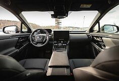 Subaru Solterra ir Toyota bZ4x