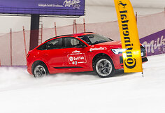&bdquo;Metų automobilis 2024 m.&ldquo;, bandymuose Druskininkų Snow Arenoje dalyvavo ir Rokas Baciu&scaron;ka
