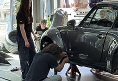 Akira Nakai &ndash; RWB dizaino meistras