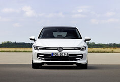 Atnaujintas „Volkswagen Golf“ (2024 m.)