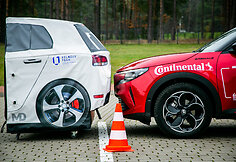Metų automobilis 2025: i&scaron;matuoti decibelai ir kiloliuksai.