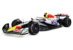 &bdquo;Visa Cash App Racing Bulls&ldquo; F1 komandos automobilis