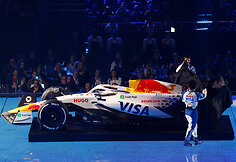 &bdquo;Visa Cash App Racing Bulls&ldquo; F1 komandos automobilis