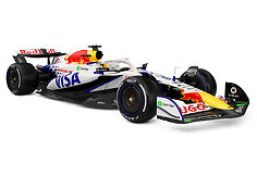 &bdquo;Visa Cash App Racing Bulls&ldquo; F1 komandos automobilis