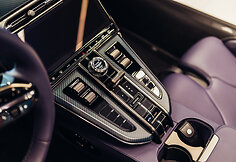 Aston Martin Vantage Roadster pristatymas Vilniuje