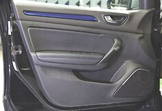 Automobilio salono plastiko valymas